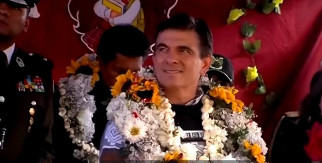 Rodrigo Paz inaugura el año escolar en Copacabana